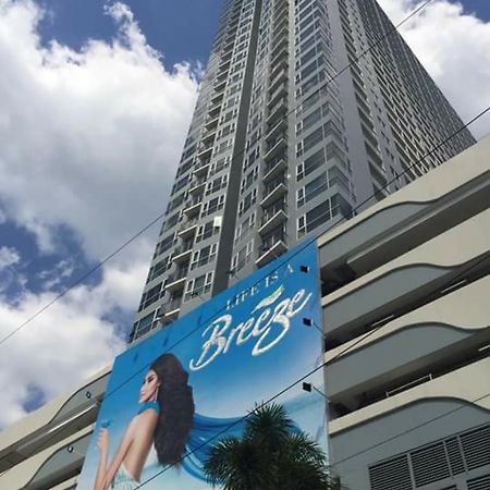 Breeze Residences Condotel Pasay Exteriör bild