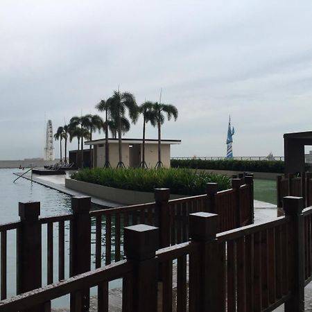 Breeze Residences Condotel Pasay Exteriör bild