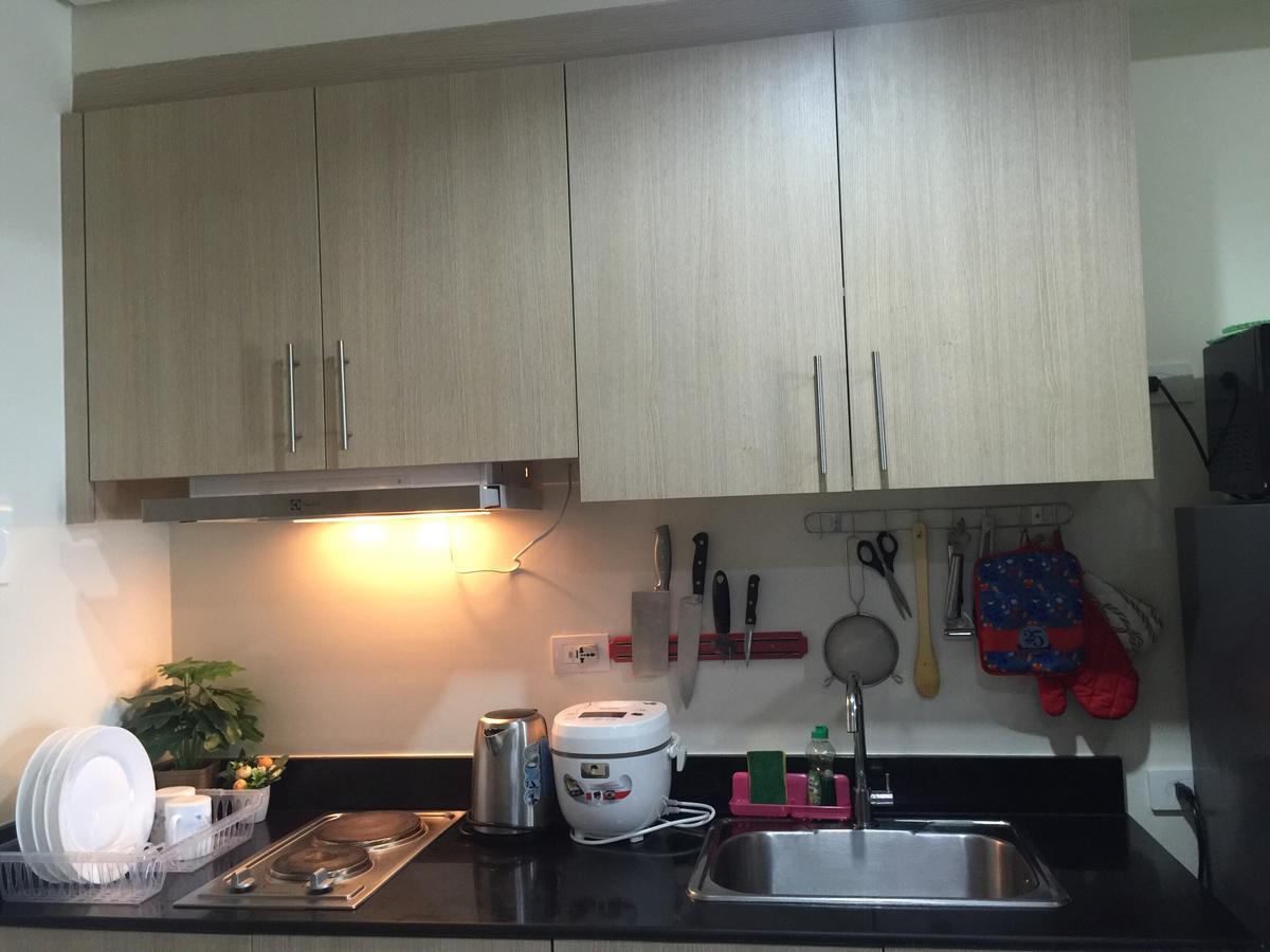 Breeze Residences Condotel Pasay Exteriör bild